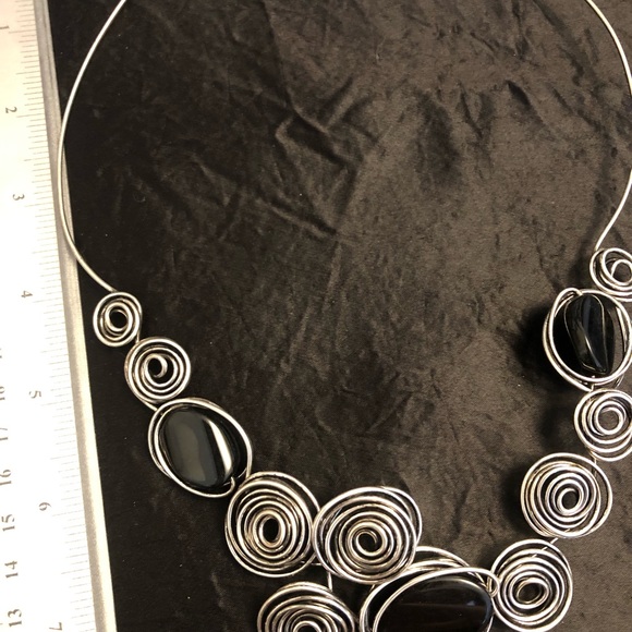 Wire Statement Necklace with Black Beads - Picture 4 of 8